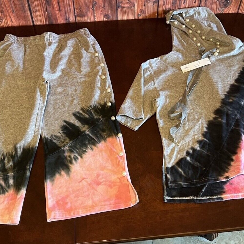 Berek 2 pc Top and Pant Fun In Tie Dye With Pearls Women Ladies‎ Comfort Set